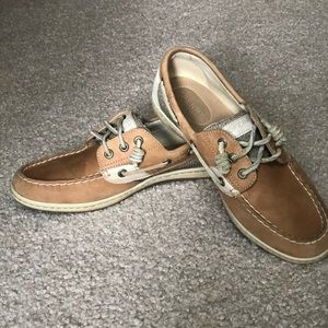 Real women’s sperry shoes